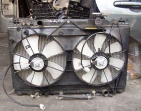 汽車(chē)配件 驅(qū)動(dòng)汽車(chē)工業(yè)發(fā)展的關(guān)鍵要素